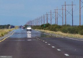 Аргументы закончились начались оскорбления??? Ладно умник продолжим…
Читай учебник по физике и думай о своей не компетенции!!! Видео он прислал… на тебе фотку, не одно ли там и тоже а??? Умник….

Объясни, КАК САМОЛЕТ ДОЛЖЕН ВОЙТИ В ПОЛОЕ ЗДАНИЕ  ТО АААА????? Упасть в низ с помятым носиком??? Обломки я объяснил где можно увидеть. Не смотрел ты видео, все там отчетливо видно. Отчетливо видно обшивку фюзеляжа. На ссылку и смотри остатки от самолета на улицах  фото 43
Что там самолету пробить эти балки??? Первые ряд колон он пробил, остальные уже нечем было бить, движки внутри остались. Оперироваться графикой, где самолет ударяется об здание и падает вниз это БРЕД!!! Повторяю еще раз структура здания ПОЛАЯ!!! Это не сплошная стена!!! 
Турбулентный след и че??? Смотрим видео 5,44-5,58 вот он!!! Только он слабо виден из-за взрыва, но он ЕСТЬ!!!

На сколько нужно быть ТУПЫМ, чтобы сравнивать самолет идущий на 600-700 и идущий на посадку??? Бл-я ну что за де би лы делали это видео??

И с чего балки должны быть выгнуты наружу??? Он в них вошел и погнул!! Дальше взрыв, который разметал облицовку самолета и всю «мелочь» с этажей!! Здание полое там негде накопиться давлению, чтобы хватило сил выгнуть балки наружу!!! Раз везде пишешь про 34ку то почитай, почему броня у 34ки под углом располагается. И почитай про королевский Тигр и посмотри, какая у него была броня и как легко он пробивался т.к. металл был г-но!!!
Ясен хрен, что сука в Пентагоне самолета не было. 
Не было его и в Пенсильвании. 

И понятное дело, что самолет это здание не завалит!!! Ясное дело, что самолет не может выбить окна внизу здания. И все понятно, что здания были снесены. Даже есть видео, где видно как горит металлическая балка в разломе от самолета. Керосин такую температуру дать не может. 
Но фальсифицировать самолеты - это по меньшей мере глупо. Куча свидетелей, которые видели самолет и в комментариях на ютубе эти люди есть. Только представь если бы была любительская съемка без самолета!? Любительская камера у нас в семье появилась в 1995 году. В США люди побогаче живут …