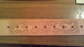 С этим намучился - детализированный рисунок. Но получилось добротно )) Ушел с молотка за 200$.