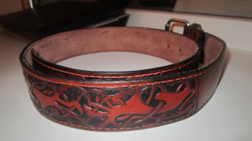 С этим намучился - детализированный рисунок. Но получилось добротно )) Ушел с молотка за 200$.