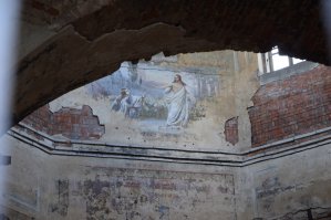 А это Тульская область. Постройки посвежей калининградских, но то в развале.