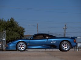 У меня колёсные диски как у Jaguar XJR-15.. ))