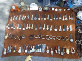 мне как любителю часов, устоять сложно...