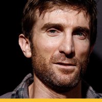 А как же Шарлто Копли? Нил Бломкамп открыл выдающегося актёра .