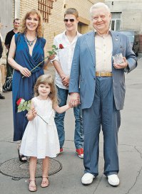 10 звездных пап, которые стали отцами после 50 лет