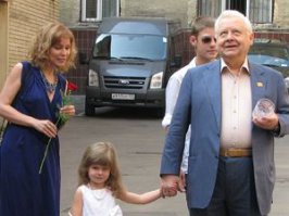 Олегу Табакову было 71, когда у него родилась младшая дочь!