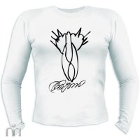 Низачот. Этой нет