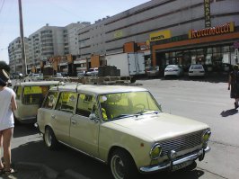 раньше часто видел на перекрестке Ямашева-Мусина, как-то и фото выкладывал тут: