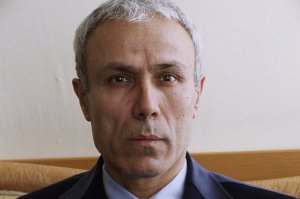 Да, вот один из них (Али Агджа) !