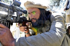 От микроба "талибан" часто и аквариума недостаточно.