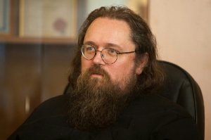 Во, как мне показалось у них даже манера речи похожа, может братья тайно разлученные