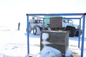 Трэколы на севере довольно часто встречаются... И не только на базе Нивы. Причём это мелкосерийные заводские машины.