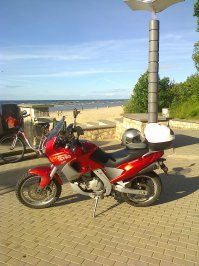 Всё еще на коне.В риге +18