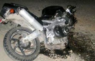 Желаю безбашенным мотоводителям найти свою башню до конца сезона. А то ведь без башни опасно ездить.
В нашем городе (Воронеж) один не успел закрыть сезон. Или успел?