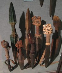 Доспехи и оружие тлинкитских воинов.