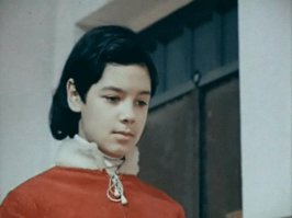 Юля Корнева-"Тигры" на льду,Чудак из пятого "Б"
Родилась 22 мая 1960 года.
Закончила 340 московскую школу в 1977 году.
В 1982 году закончила МГУ им.М.В.Ломоносова факультет журналистики (1977-1982).
В настоящее время проживает в Санкт-Петербурге.