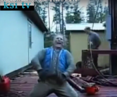 Но рожа у него страшная. Или это освещение?