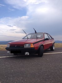 Даже сейчас еще можно купить при желании такой экзотичный Renault COUPE 1980 года