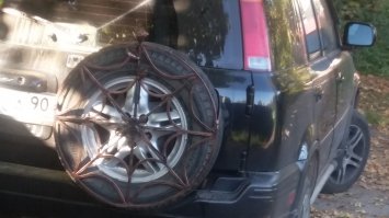 Это от дедушки-кузнеца...