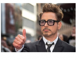 Семейные фотографии сделанные в детстве и через много лет 