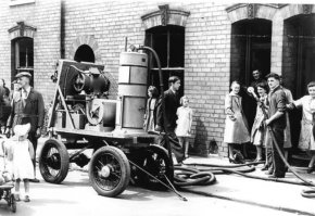 Там есть фото этих пылесосов. Но вот ещё одно.