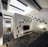 Это сортир в центре квартире?