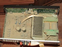 Принесли усилитель на ремонт. Обычное дело)))