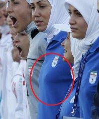 хмм...ну вот эта точно баба....