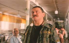 ... блин,а я подумал что ефрейтор Галагура, из ДМБ который самый низкий