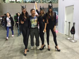 Посетители «ИгроМира» заполонили соцсети объявлениями о поиске сфотографировавшихся с ними девушек