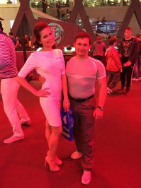 Посетители «ИгроМира» заполонили соцсети объявлениями о поиске сфотографировавшихся с ними девушек