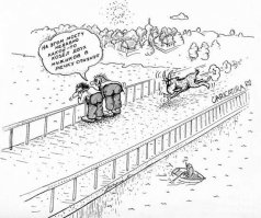 В Китае открыли самый длинный стеклянный мост для храбрецов и он треснул!