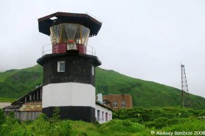 Маяк о.Монерон Татарский пролив
