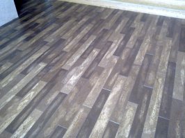 да я лучше из клеевой пробки сделаю такие полы. Мягкий, воды не боиться, поле для фантазии.
 Кстати мои обьекты.