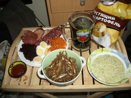 Тогда и моя лепта:) (яйца маринованные, рекомендую)