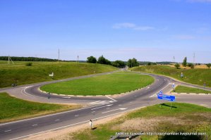 Вот собственно это место где погиб Гастелло.И сам памятник.