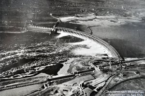 Фото сделанное фашистами зимой 43-го с борта какого то самолёта. Краеведческий музей Запорожья Часть 2