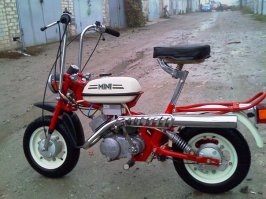 у меня вот такой был в детстве, постоянно с братом из-за него дрались. :)