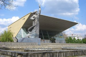 Кинотеатр Аврора. Краснодар, правда сейчас на реконструкции.