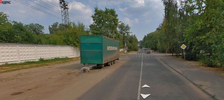отсюда он прилетел в поворачивающего.