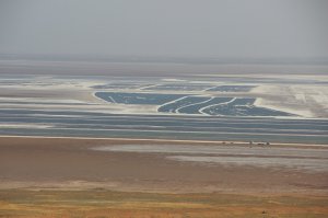 добыча соли в астраханской области.