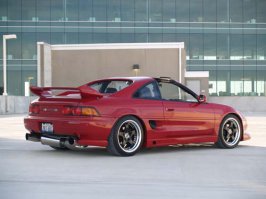 В деревне точно найдут. Те более, что это Toyota MR2 и так редкая машина.