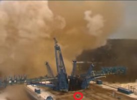 Кто забыл закрыть дверь в туалет сельский. Все видео её трепыхало