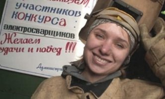 раньше их было больше и женщина сварщик не было диковинкой