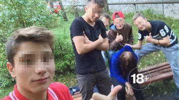 и опять америкосы, у нас что своих недоумков нет? история с МАДИ еще на слуху...