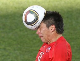 Похож на Батрутдинова)))