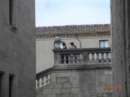 Вообще то я этот сериал не смотрел, но в это году, в Жироне (Каталония) нас не пустили в собор. Потому как там снималась очередная серия.