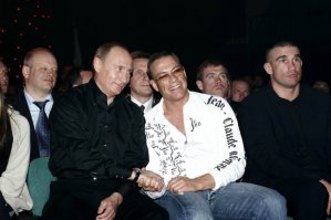 ... ты... эта... наши скрепы не тронь!!!!