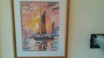 У меня дома. Рисовала жана