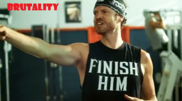 Брутальная медпомощь на футболе