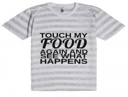 Футболки нужно размерчиком поболе выпускать - тогда они найдут своего покупателя